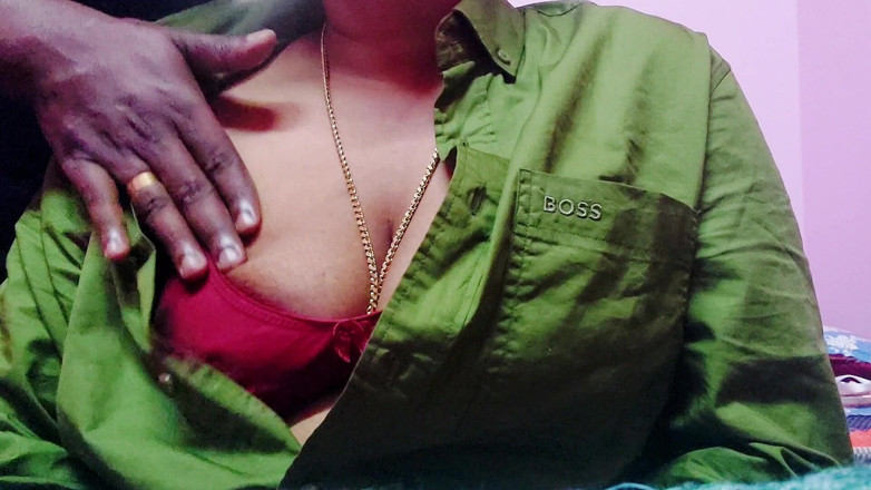 Desi Mohini: Mohini Darling baise avec l’ami de son mari