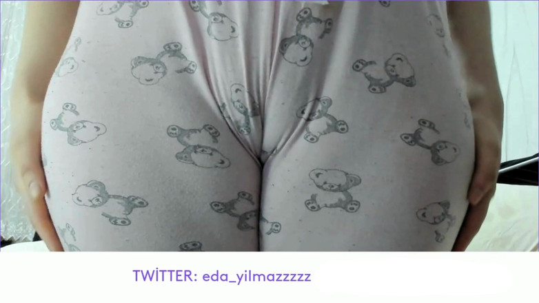 turk_milf_porno: Camel Toe- Contur de pizdă- Contur de pizdă- Matură sexy...