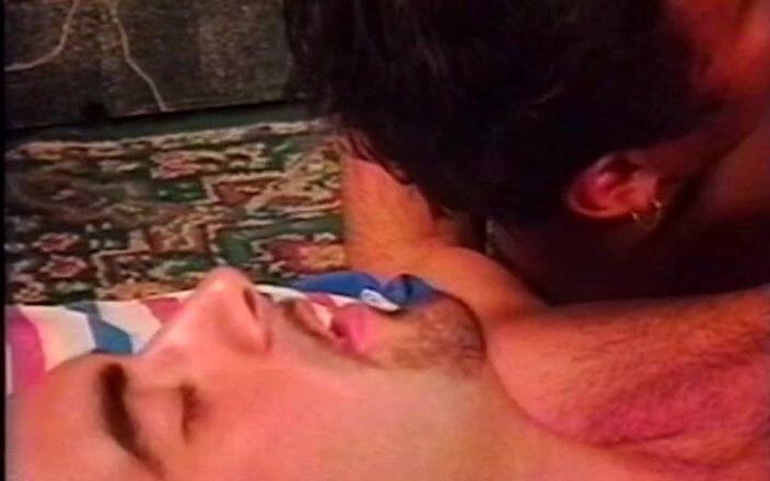 Gay 90's Vintage Porn: Ham muốn nam mãnh liệt tăng lên 6