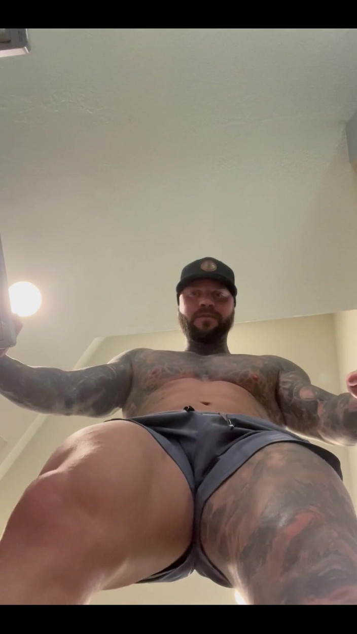 Jasons feet: Ben senin süper yaraklı kişisel antrenörünüm