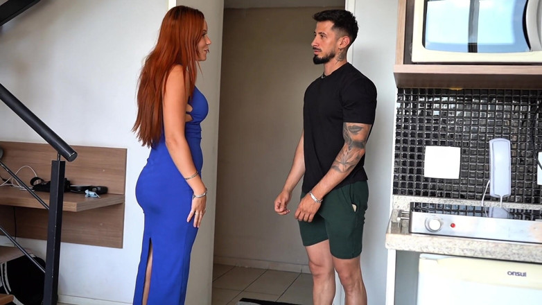 Valentino Roca TV: Beautiful Brazilian Redhead Can't Pay for Delivery, so She Pays...