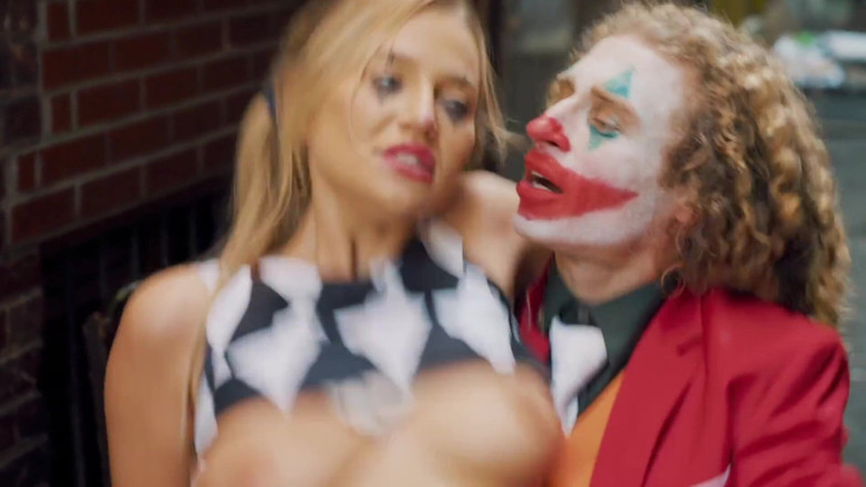 Cosplayground: Blake Blossom as Harley Quinn Gets Fucked Hard by Joker -...