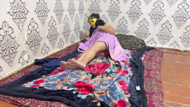 Roben: Adik ipar datang ke bilik saya separuh bogel