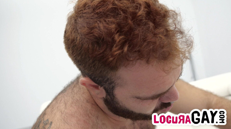 ScruffyStocky: Pantat bahenol cewek ini dijilat dan dijilat habis-habisan sampai dicrot...