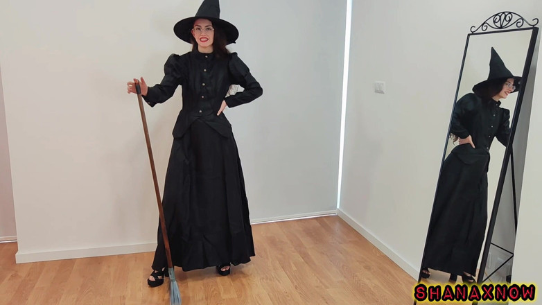 Shanaxnow: Fattened by a Witch to Be Devoured Uvula Fetish Feeder