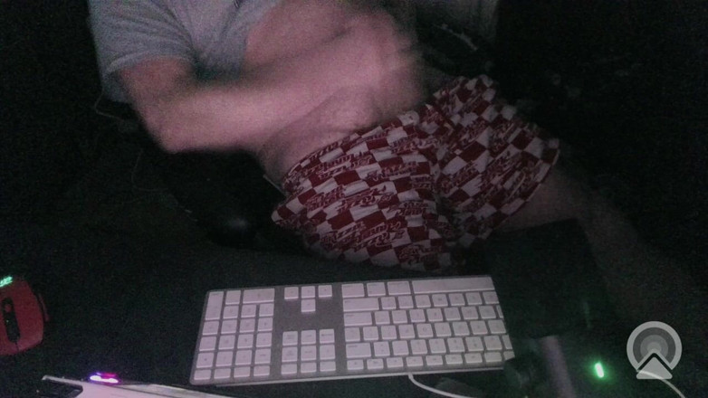 Respawn Daddy: Night Time Masturbation Tease at My Computer with the Webcam...