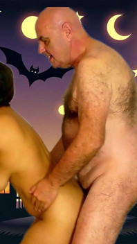 Heiße Halloween-Erinnerungen mit Garabas und Olga