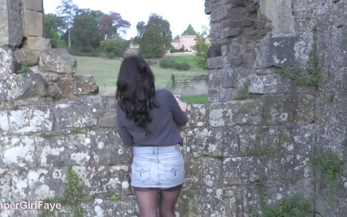 Her Kink UK: Easby Abbey