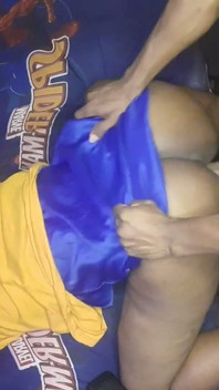 Tante pantat bahenol