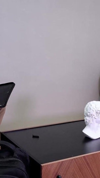 放課後、大学のプロジェクトをしている間、私は教授の家で教授とセックスすることになります