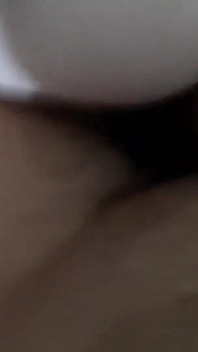 Gerçek çift ev yapımı seks videosu çekiyor