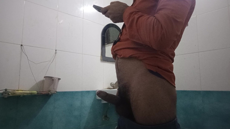 Brijesh 270: Dzisiaj pokazuję Munni, wszyscy stoją i oglądają.