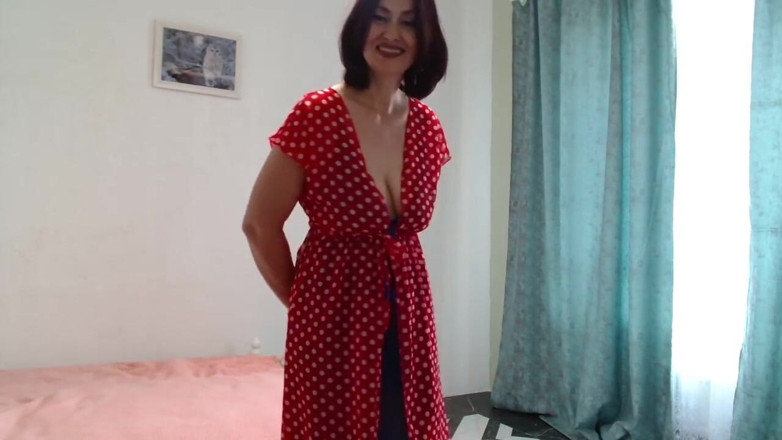 ANGELA_LADY: 그녀의 큰 아름다운 젖탱이 후광에 발정난 털이 무성한 밀프 스팻