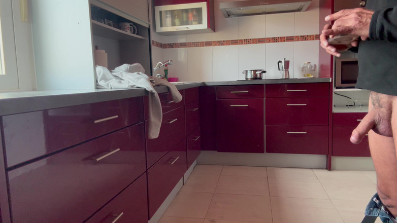 Cristina Sauvage: Vrouw in de keuken wil dat je haar konijn inmaakt