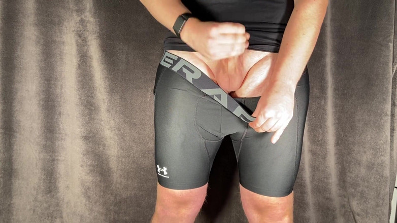 Lucas Nathan King: Sorellastra è entrata nella mia sborrata