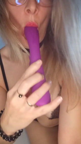 Aurore2121: I love suck