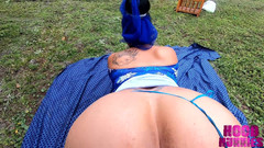 Hood Hunnies: Tomten tömmer sin säck i en ho ho ho