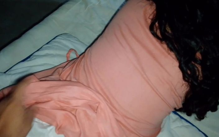 RedQueenRQ: sama pacarku yang lagi sange di rumah
