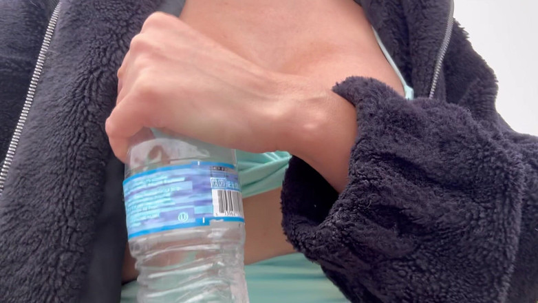 Artemisia Love: İtalyan artemisia herkesin içinde büyük göğüslerini seviyor