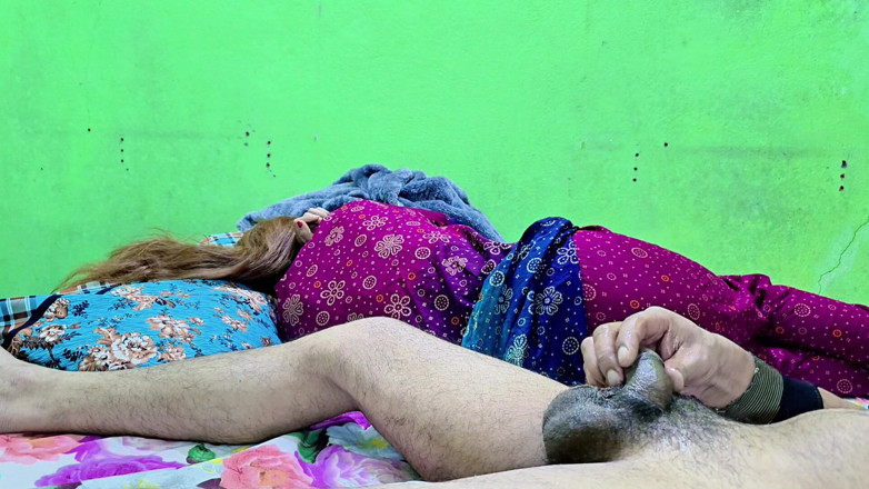 Faryal: Fingering the Pussy of Indian Bhabhi