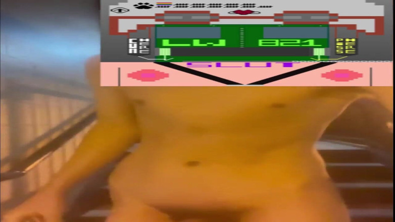 Lonewanderer: Ubrania zamknięte w samochodzie, garażu i ekspozycji w kościele!