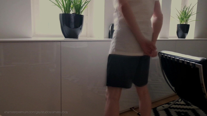 Oznob Oznofla: 非常に厳しい鞭打ち