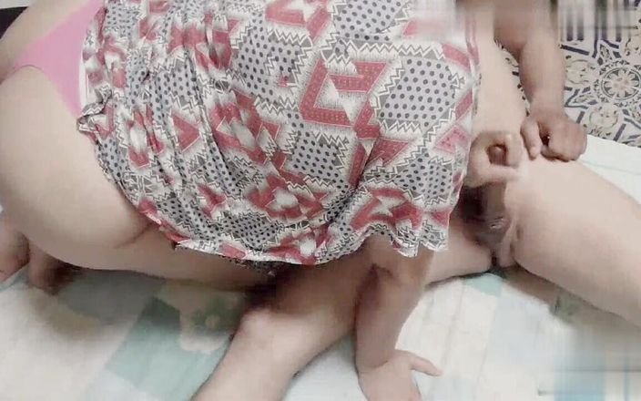 Sawsawiya: 我喜欢大鸡巴，我喜欢男人用我的漂亮屁股来享受大鸡巴进入我的菊花