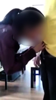Quick Blowjob in the Office