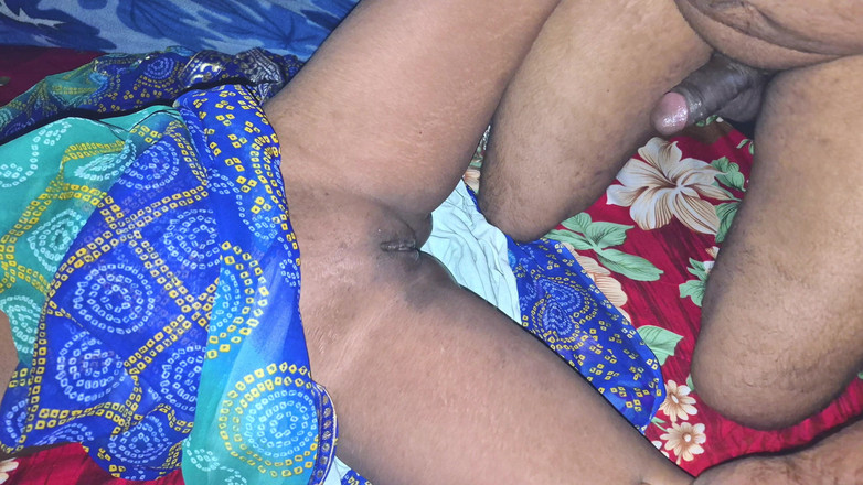 DesiBurChudai: Desi vesnická sexy bhabhi šuká s won manželem