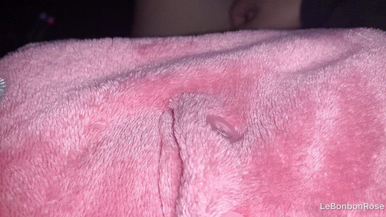 LeBonbonRose: 射在她身上对我太好了！