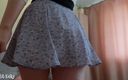 Estie: Petite tonåring ridning i kjol blir av misstag creampied