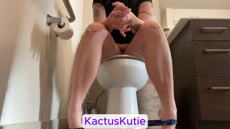 kactus kutie: 小便合集 水平