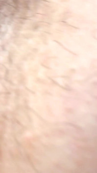 Por favor, faça xixi no meu pau. Agora eu vou te foder e urinar dentro. Esposa tem um orgasmo enquanto faço xixi na boceta dela. Close-up.