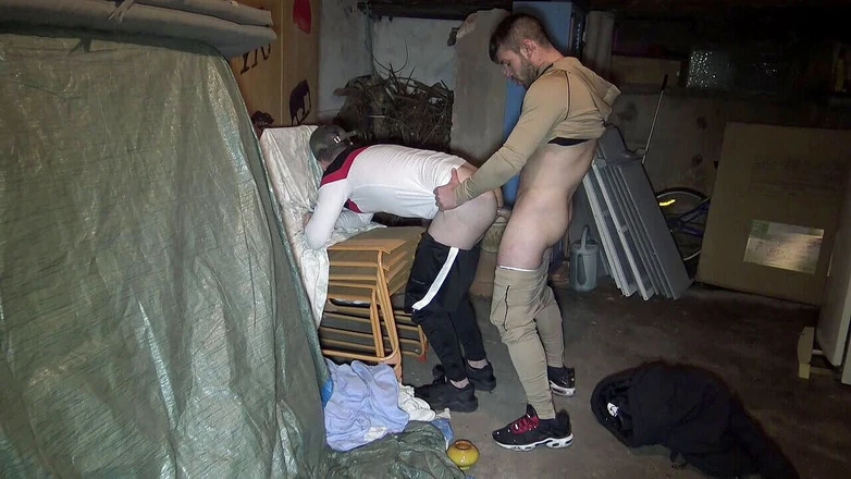 BAD BOYS FUCKERS FROM FRANCE: Yougn thẳng badboy fucke dby cơ bắp top boy