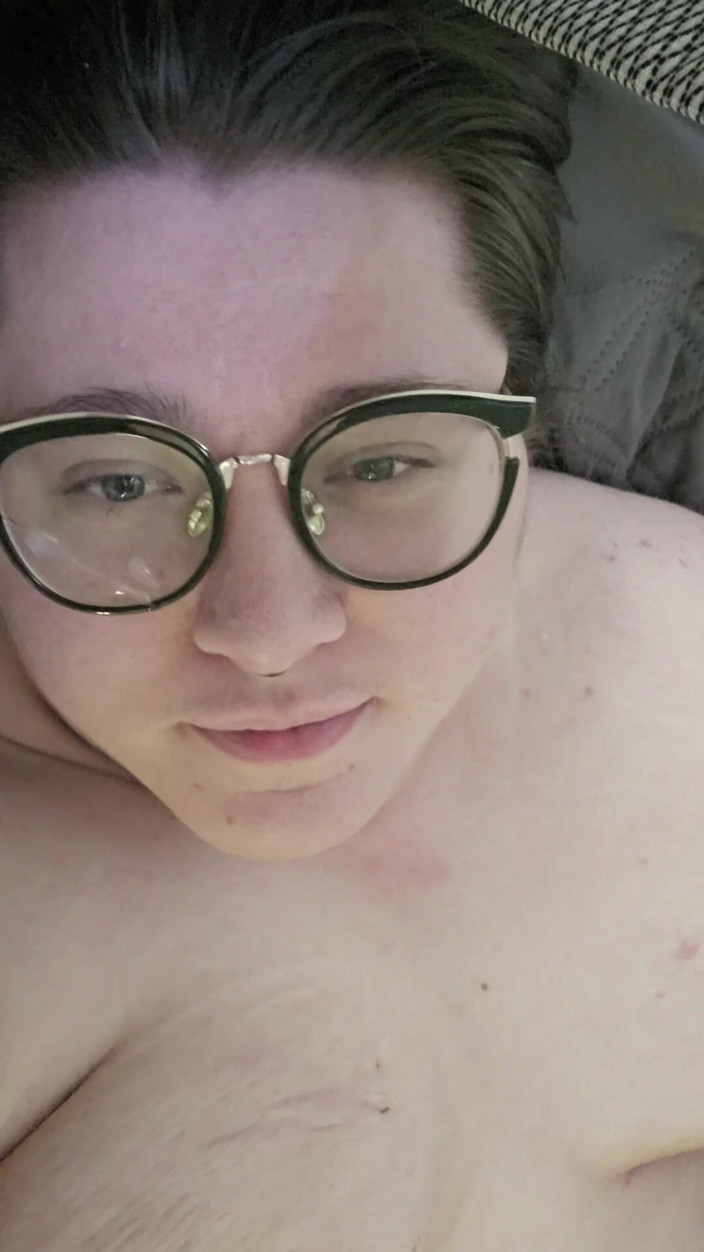 puppyrolls: Una bella, calda sborrata sul mio viso!