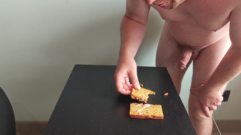 Food Pissplay: Mi masturbo con la cena, ci piscio sopra e finisco...