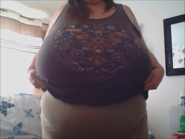 NikNak_BBW: BBW Țâțe masive, sutien mic - 42DD