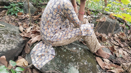 Graju1244: 남친과 처음으로 섹스하는 소녀, 현지 남친의 쪼이는 보지를 따먹는 소녀