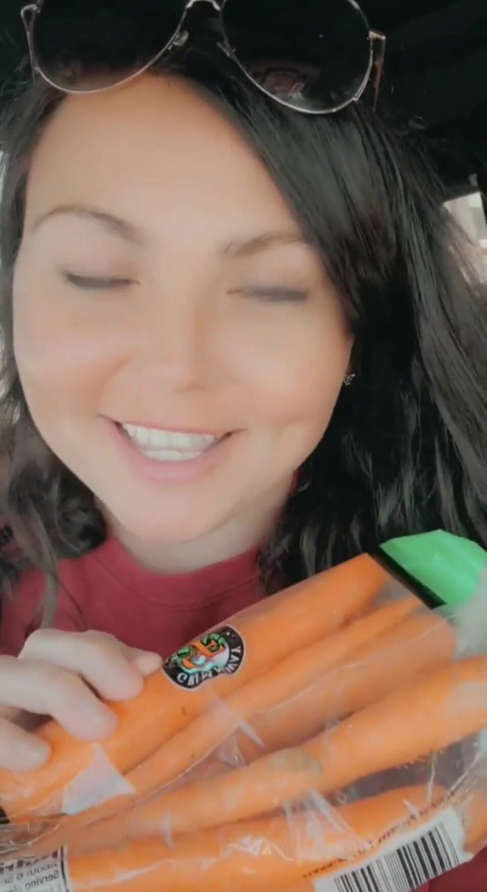 CoyWilder: Mrkev a kalhotky