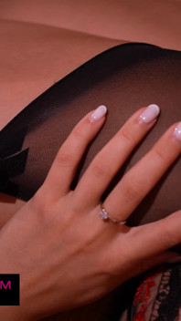Kelly Collins: Lingerie & Foot Worship