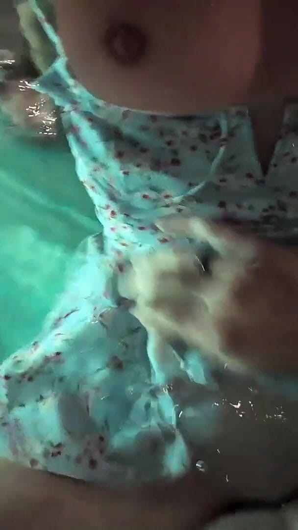 Mimiandevan: Fingering in the Hot Tub Ends with Pool Sex