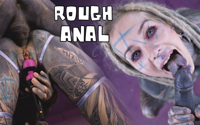 Anuskatzz: Tatuagem pierced alt girl dá boquete desleixado e recebe anal...