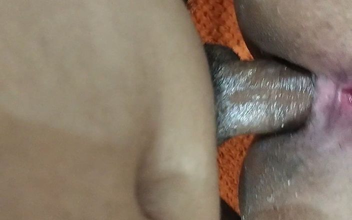 fackermomie: Videoclip cu sex anal