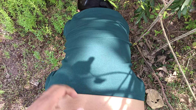 Raniki chut: Відео про секс із тугою пиздою сільської дівчини на відкритому повітрі, красива сільська дівчина з тугою пиздою вперше займається сексом на відкритому повітрі