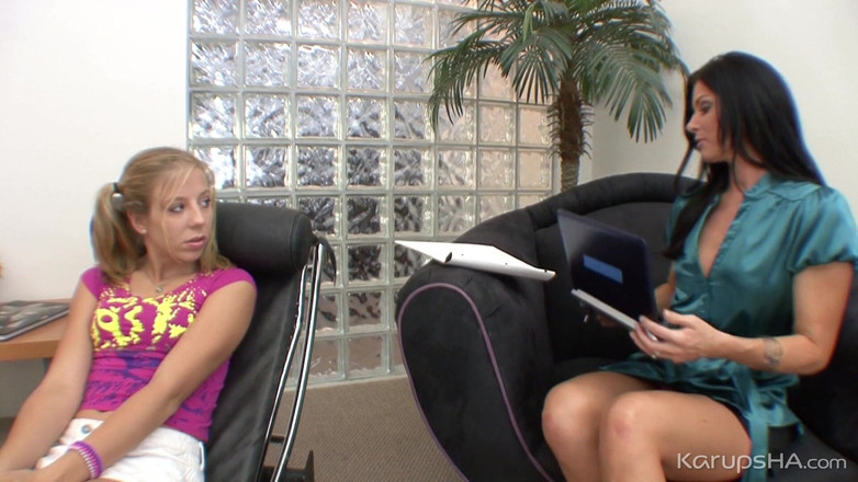 Karups: Chastity Lynn - India