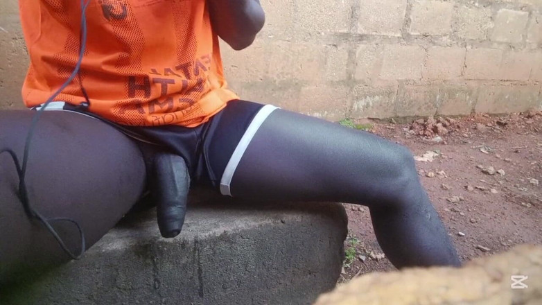 Hongi: Дозволь мені трахнути тебе, мачуха, будь ласка, цим чорним 12-дюймовим членом