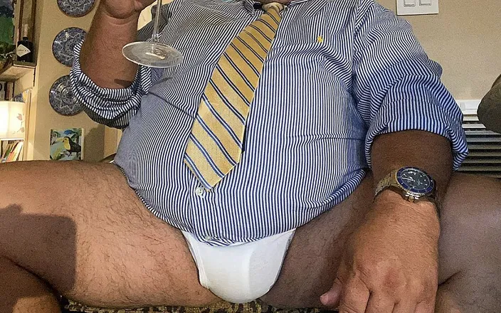 Hand-Free-Daddy-Chub: Professor daddy bear shows huge balls in tighty Whiteys and...