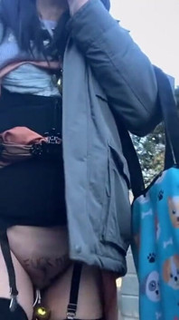 Samostatný výcvik č. 48 se schovává na výzvové procházce