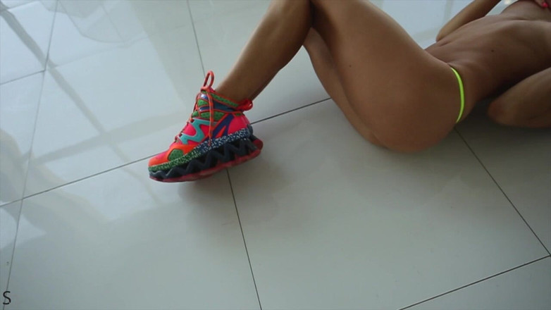 StasyQ: ヴァンシーク・ビデオリリース Stasyq 225