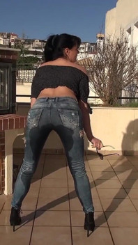 Jeans Piss Orgasm! When the Bladder Is Full to the Brim!
